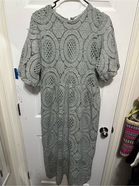 ARBOR crochet midi dress in sage green